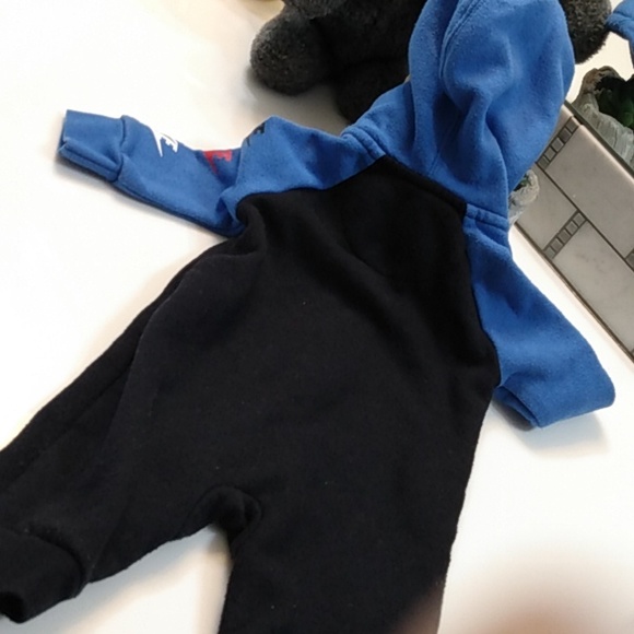 Nike One Piece Hooded Jogger Outfit - Picture 5 of 5